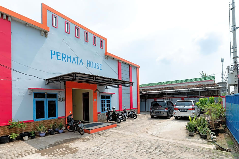 RedDoorz near Kelapa Gading