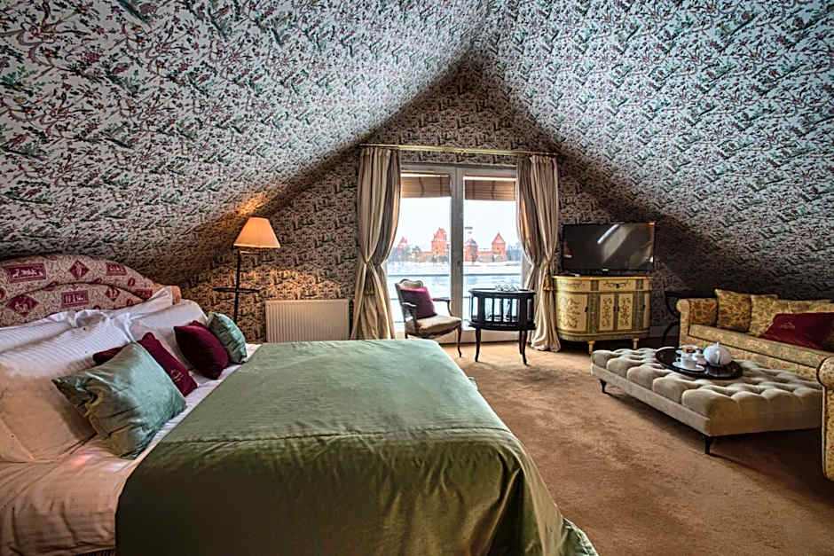 Apvalaus Stalo Klubas Gastro & SPA Hotel