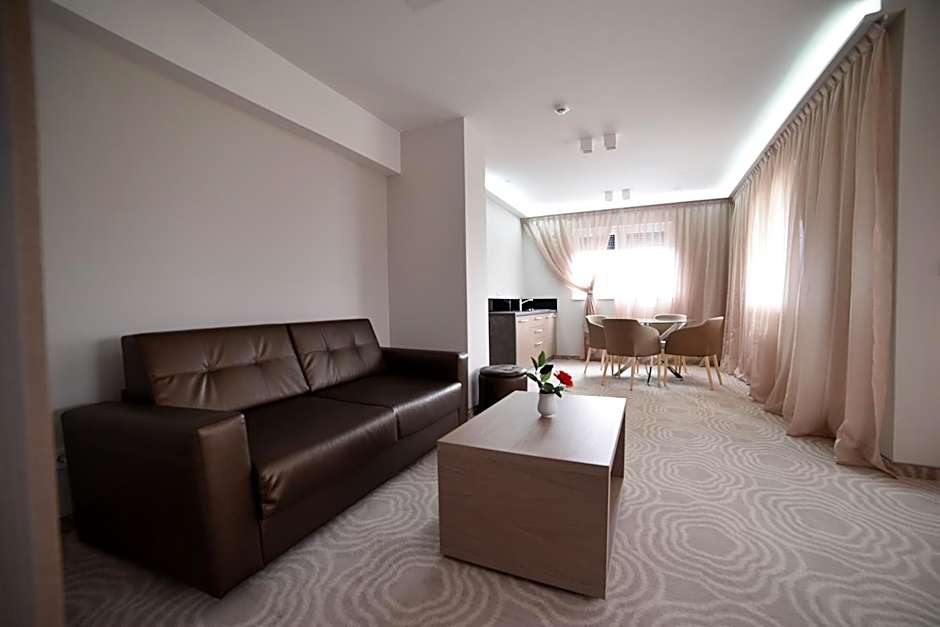 Photo 1 of 9 of Suite, Balcony