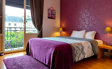 King Room with Balcony