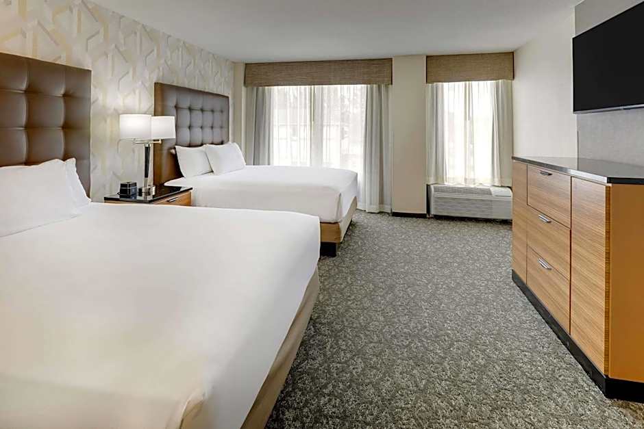 Drury Inn & Suites Birmingham Lakeshore Drive