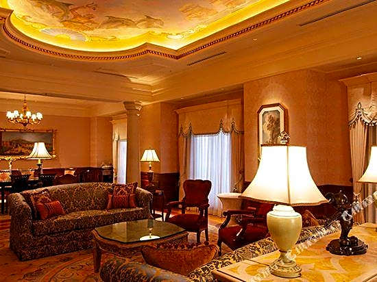 Tokyo DisneySea Hotel MiraCosta