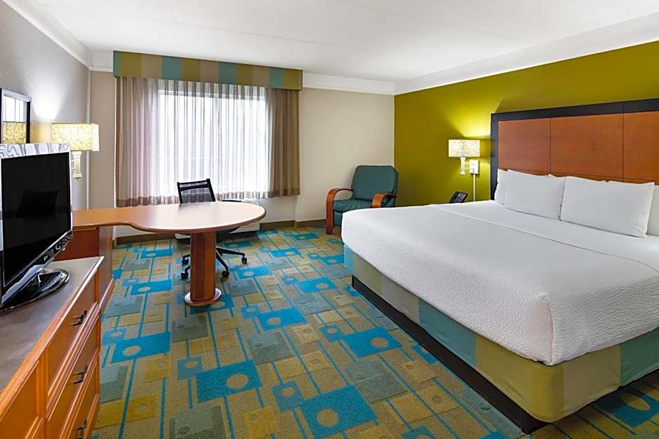 La Quinta by Wyndham Haywood Mall-Near Greenville Downtow