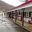 A Holiday Motel - Maggie Valley