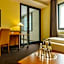 Plaza Hotel & Living Frankfurt