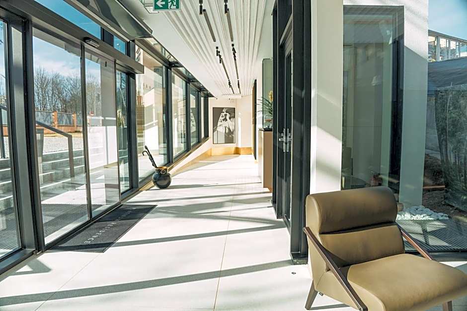 Platinum Palace Residence Boutique Hotel