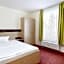 Hotel Mit-Mensch