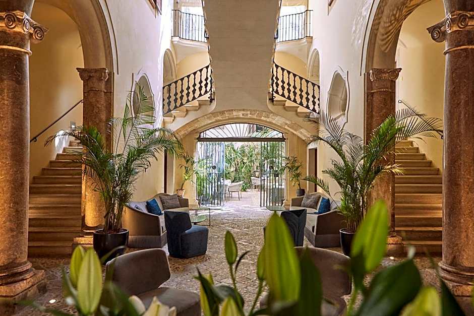 Palacio Can Marques by Puro