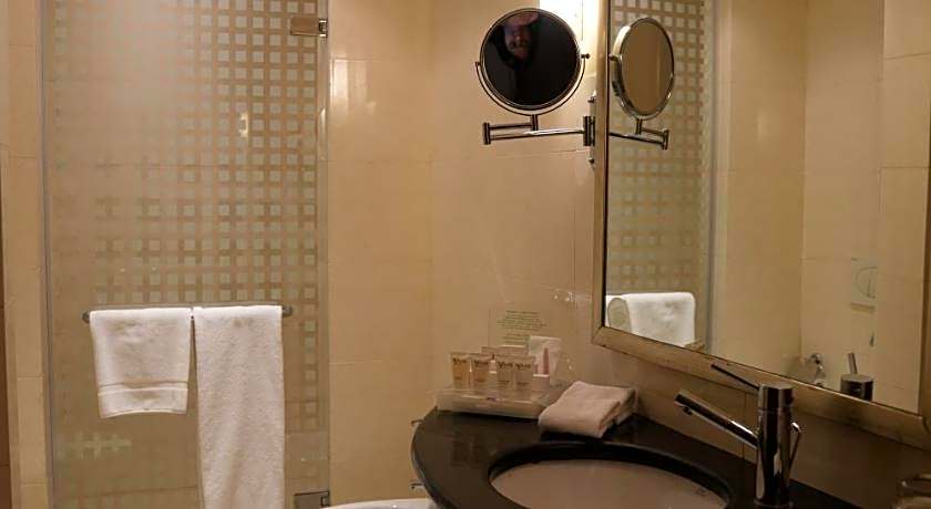 Millennium Central Kuwait Downtown