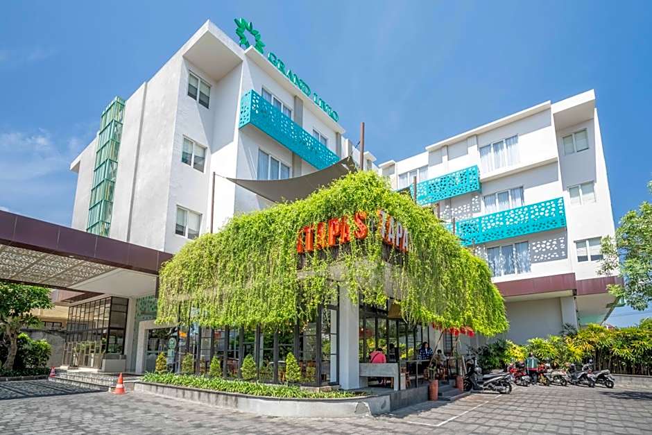 Grand Livio Kuta Hotel