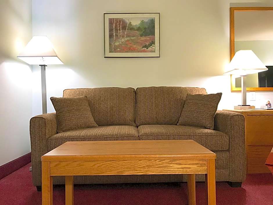 Super 8 by Wyndham Kindersley