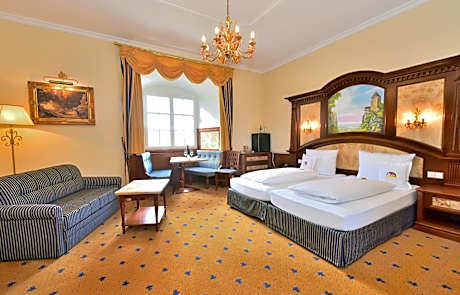 Double Room for Single Use