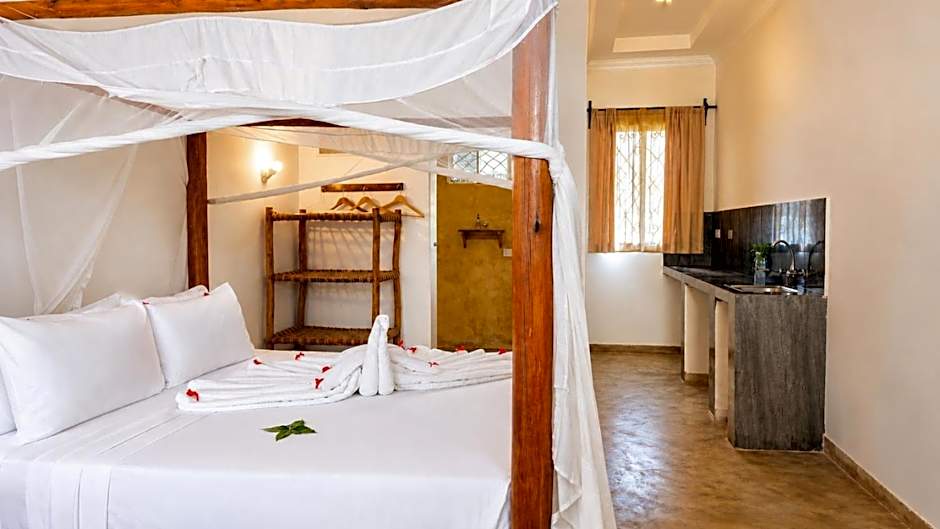 AROYA Boutique Hotel