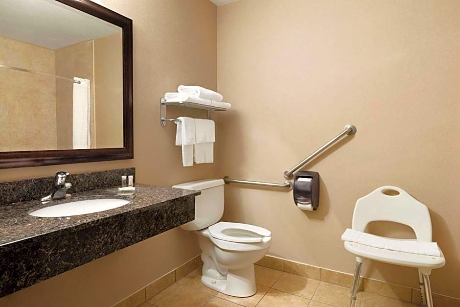 Days Inn by Wyndham Innisfail