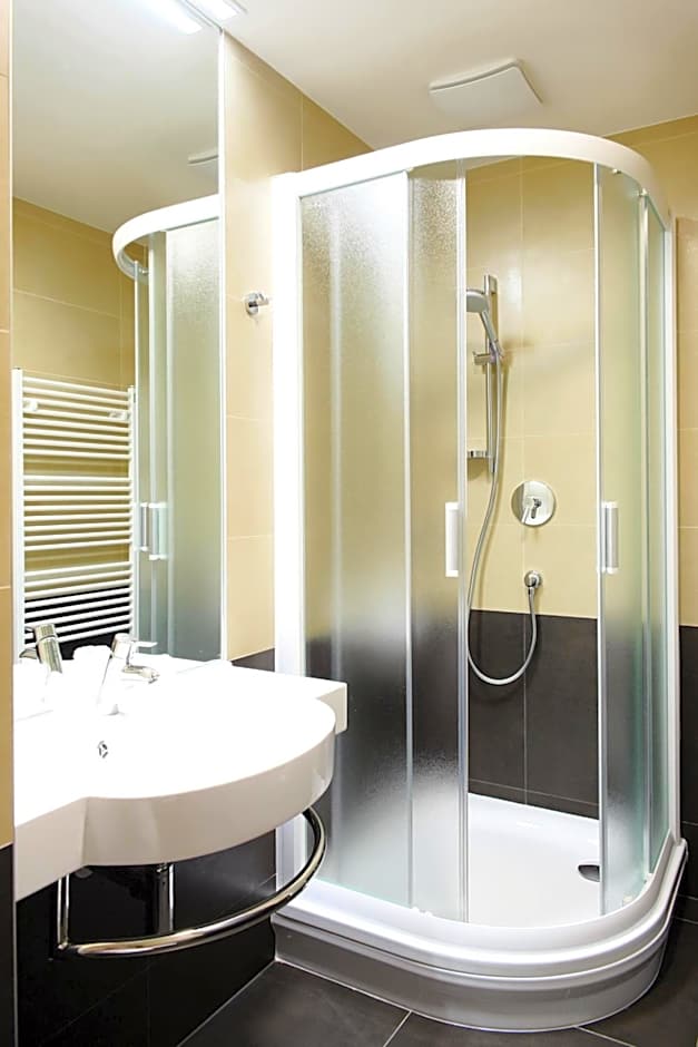 Lifestyle Hotel