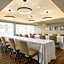 Wyndham Newport Hotel