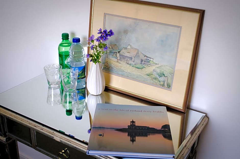 The Hollies Bed and Breakfast