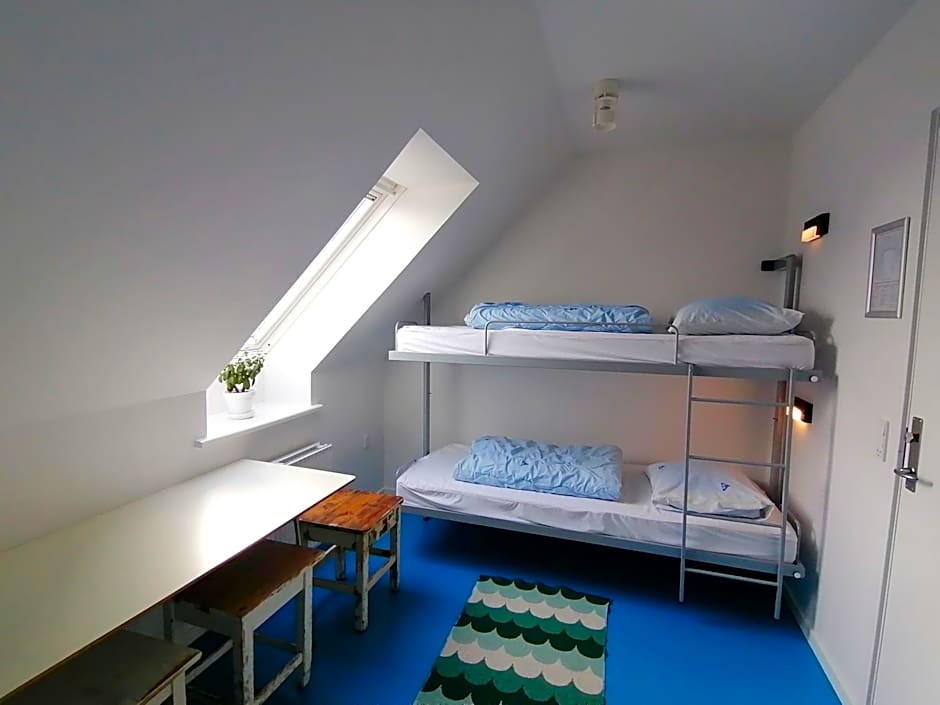 Femmasteren Hotel & Hostel