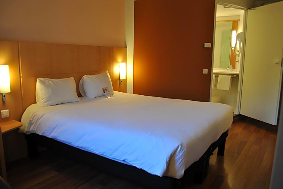 ibis Loriol Le Pouzin