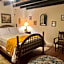 Loba Luna Bed & Breakfast