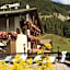 Alpine Touring Hotel-petfriendly