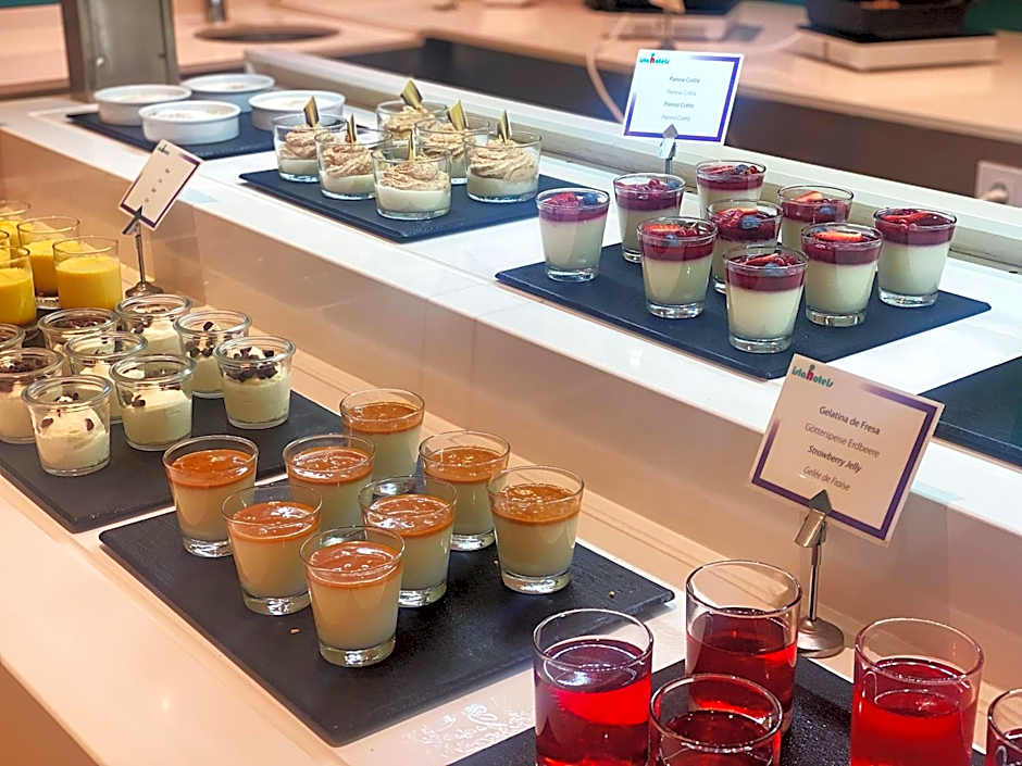 Hotel Isla De Cabrera