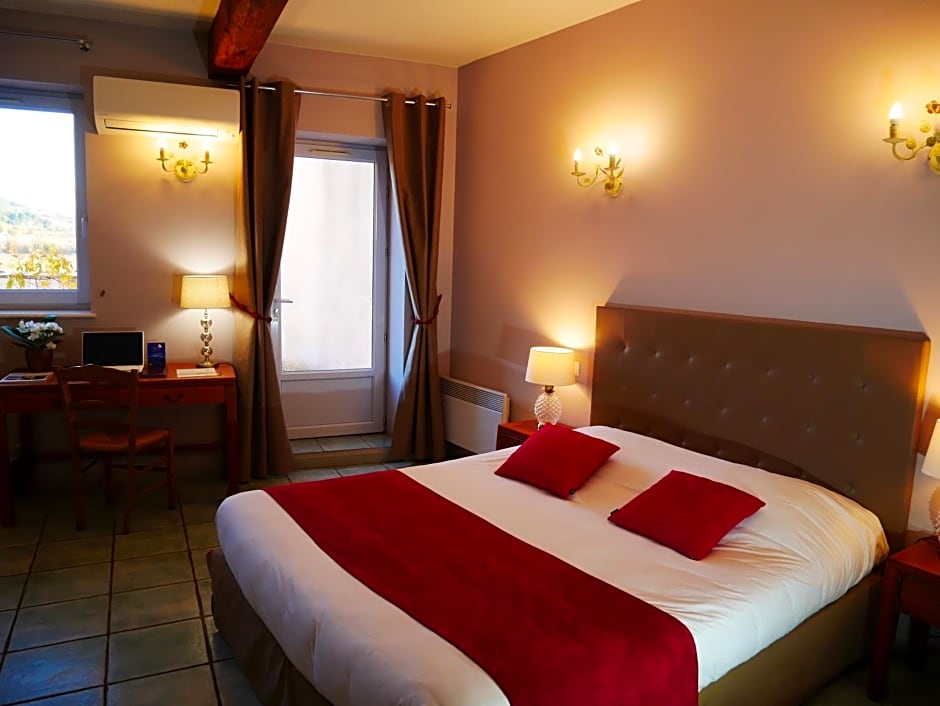 Logis Hotel La Bastide des Monges