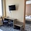 Brit Hotel Le Surcouf