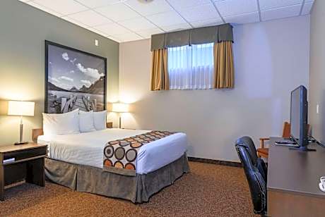 One-Bedroom Queen Suite - Basement/Non-Smoking