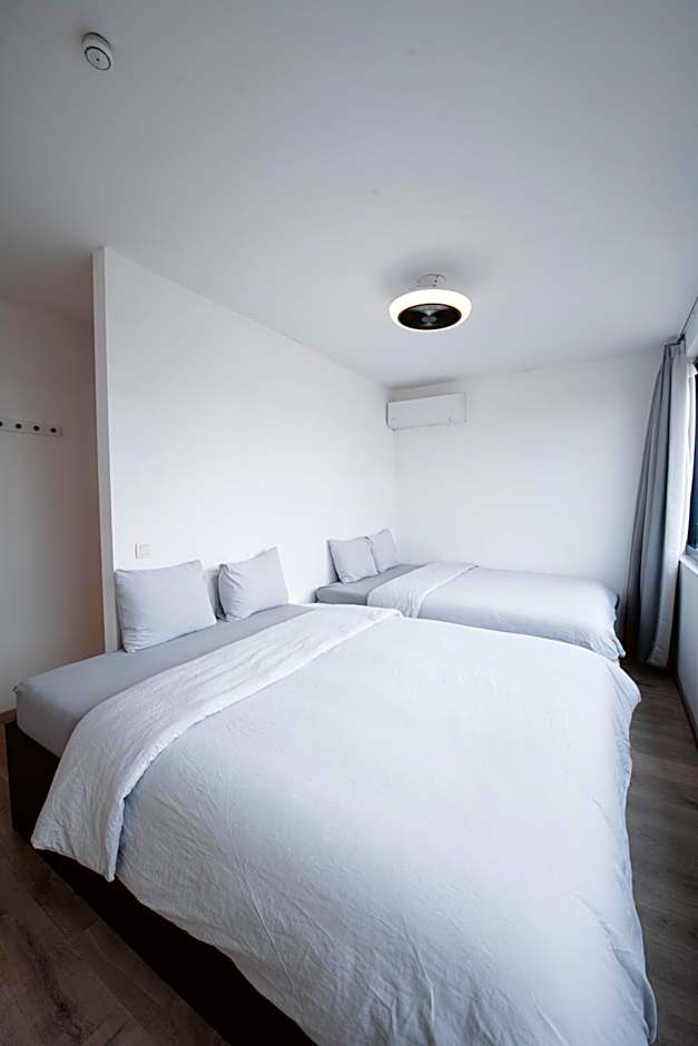 K&Y suite 1 Brussels airport 500m!