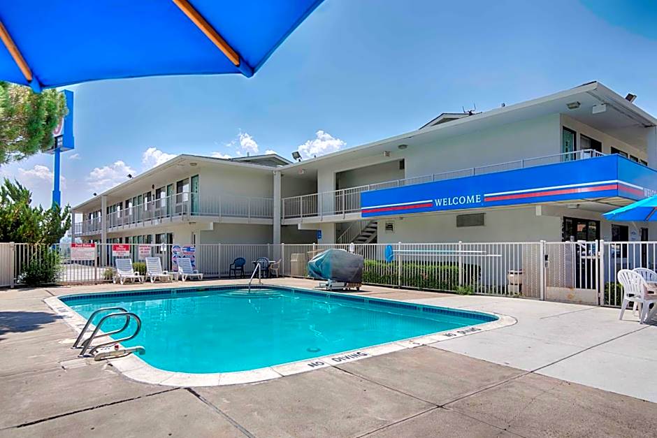 Motel 6-Reno, NV - West