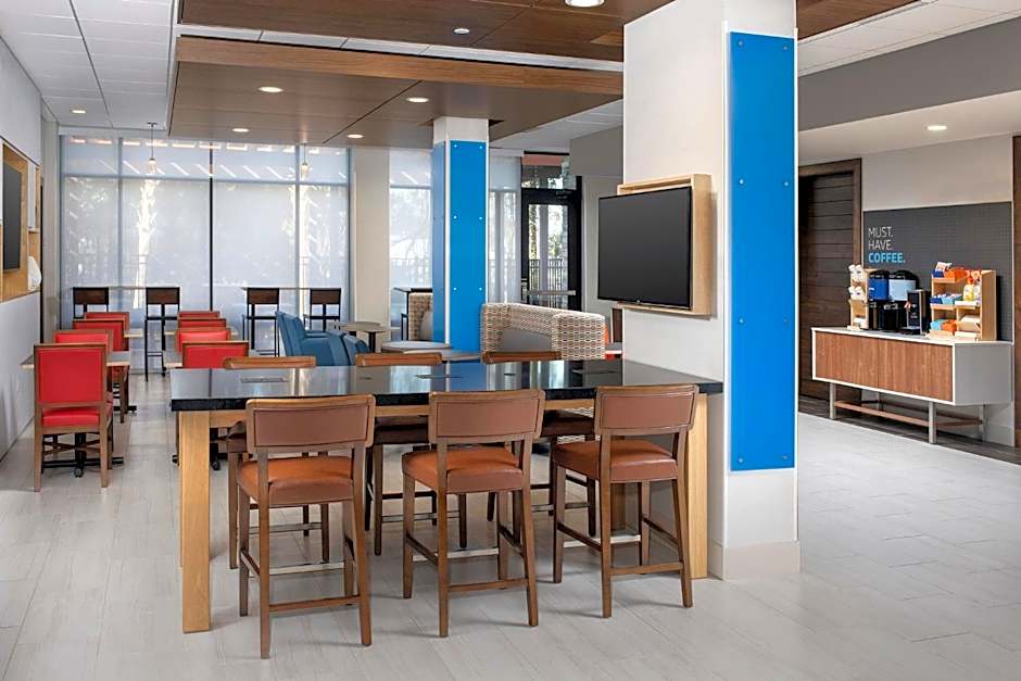 Holiday Inn Express Pensacola Downtown, an IHG Hotel 