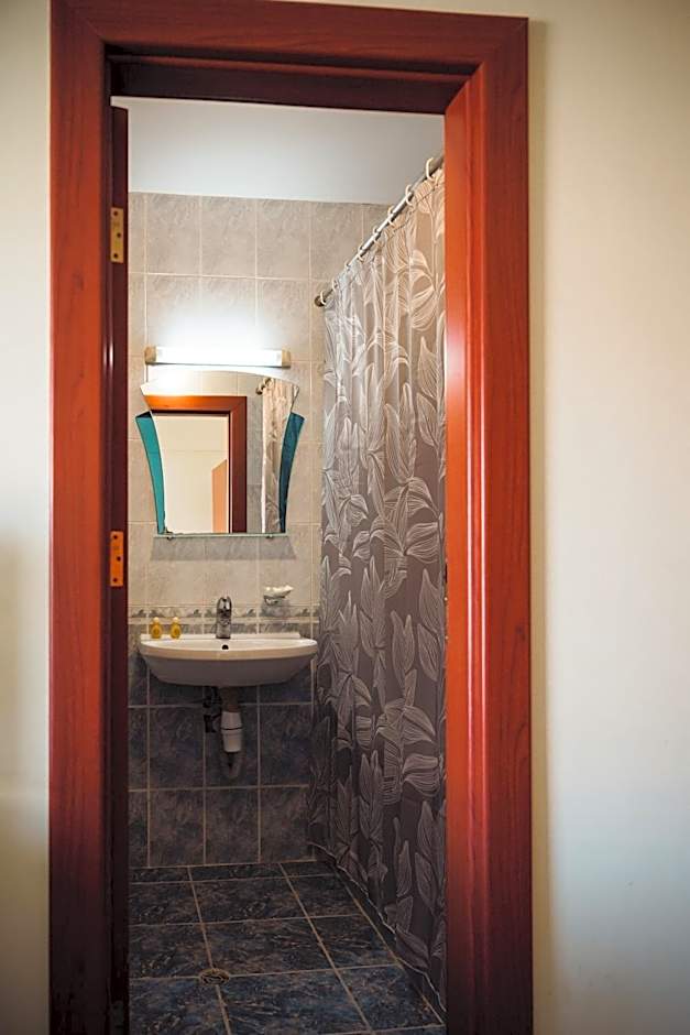 Dionis Hotel