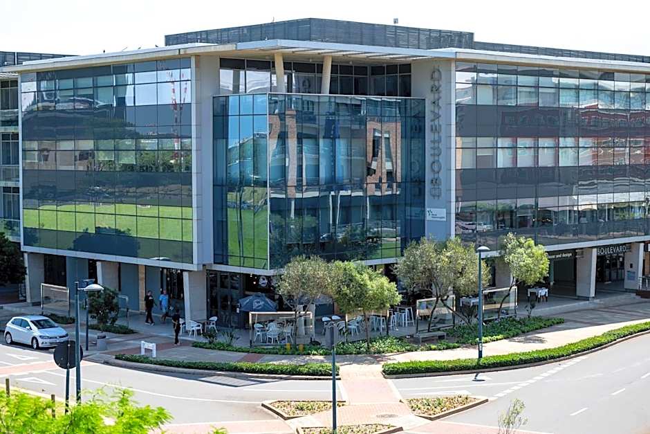 Lux Onyx 207 in Umhlanga Ridge