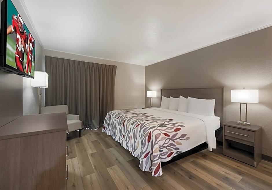 Red Roof Inn Madisonville