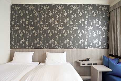 Hollywood Twin Room - Non-smoking -
