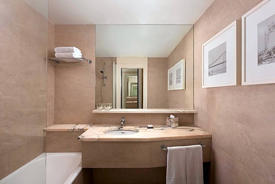 Lisbon Marriott Hotel