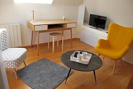 Double or Twin Room with Bathroom