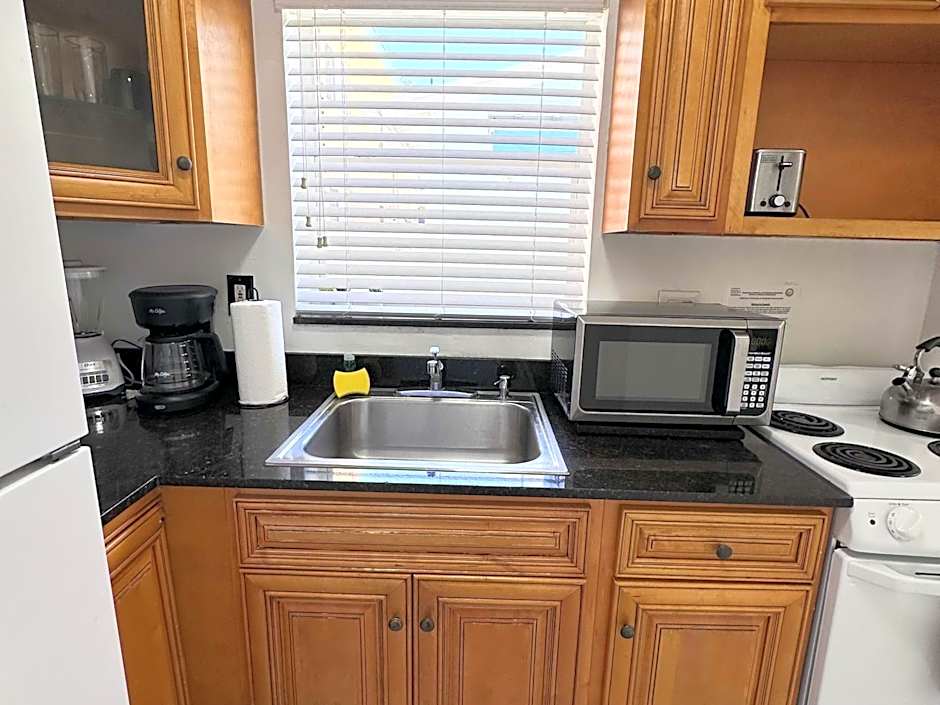 Southwinds Inn by The Gold Nests