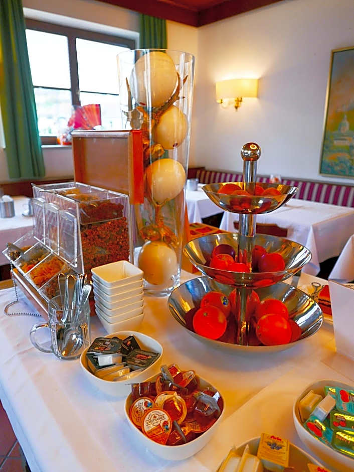 HartlWirt Gasthof-Hotel