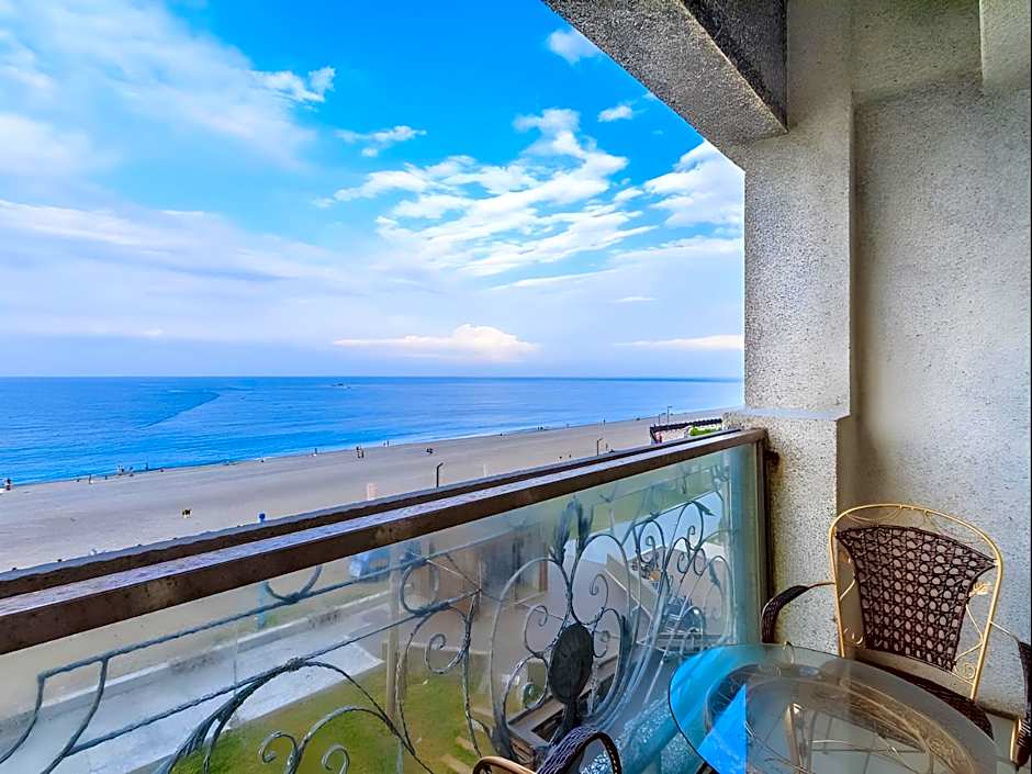 STARRISE LEISURE HOTEL