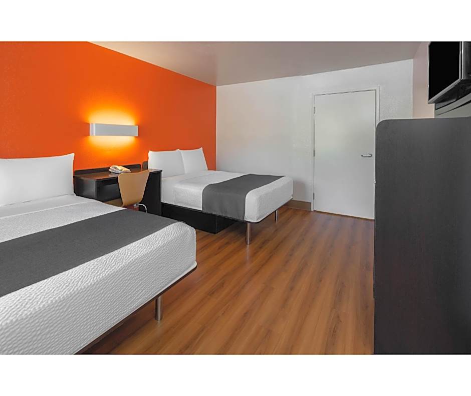 Motel 6 Santa Barbara - Carpinteria South