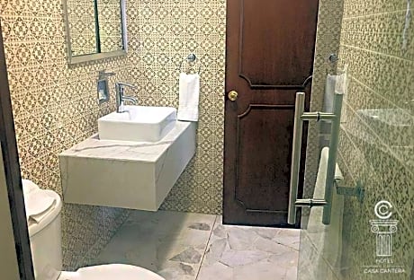 Standard Queen Room with Two Queen Beds