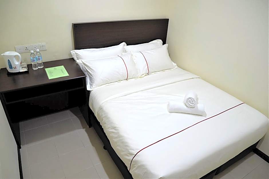 DCozy Hotel
