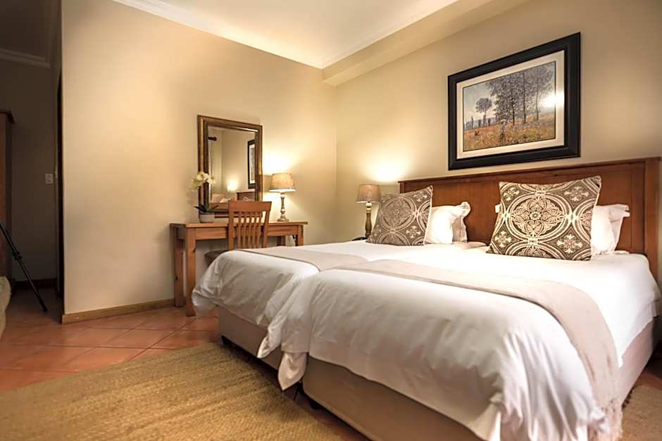 Oak Tree Lodge