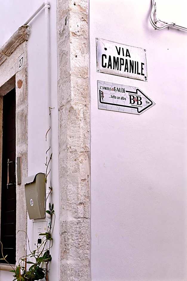 l'angolo di Gaudì, alcoba Fascinosa