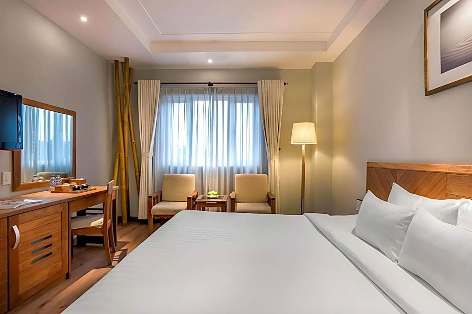 Silverland Yen Hotel