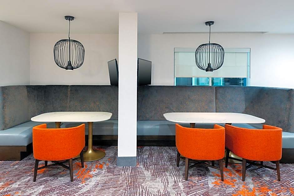 Courtyard by Marriott Sarasota at University Town Center
