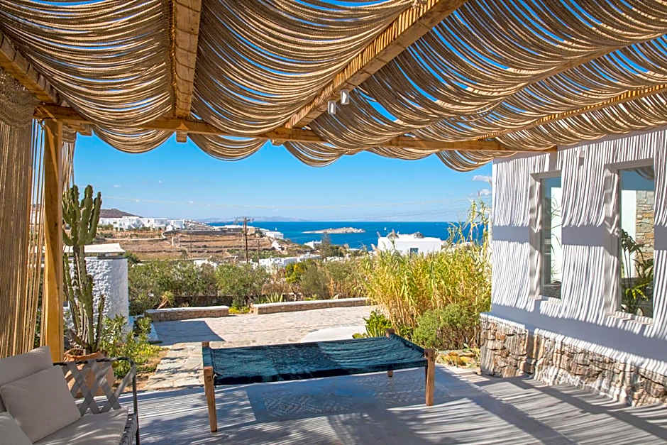 Ostraco Suites