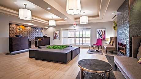 Best Western Plus Dilley Inn & Suites